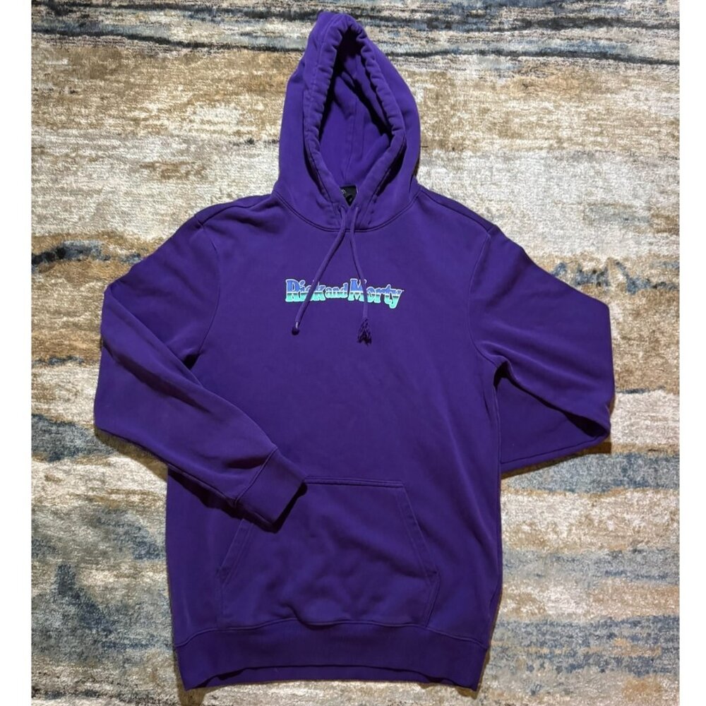 Rick and Morty Purple Hoodie H&M Size Small – Graphic Streetwear Sweatshirt